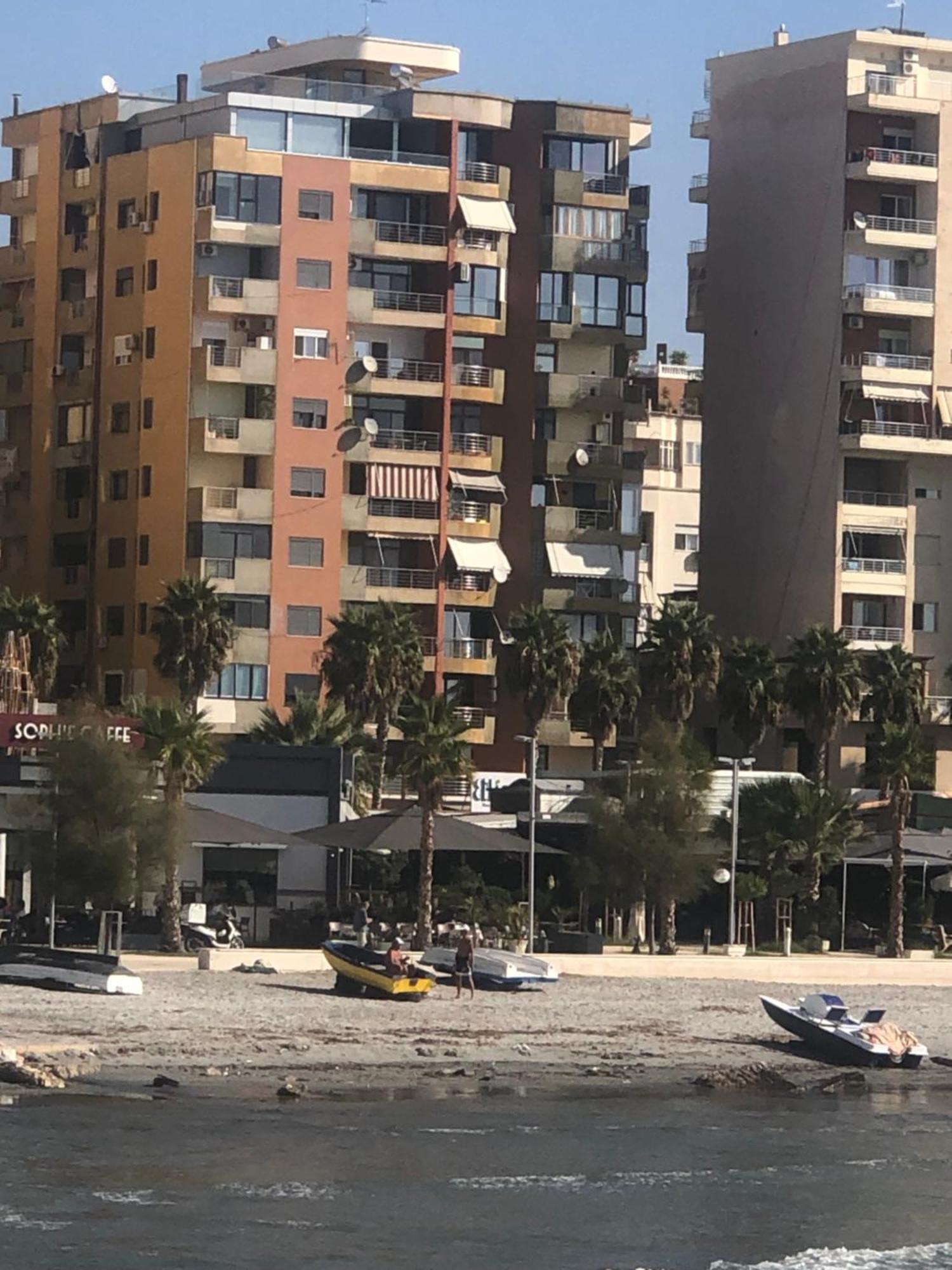 Vollga Four Seasons Apartment Durrës Zewnętrze zdjęcie