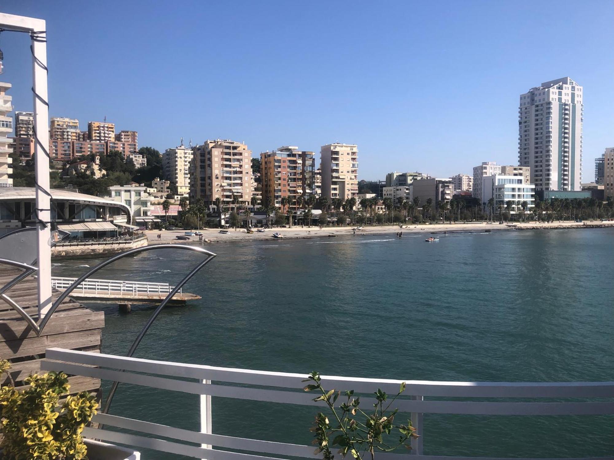 Vollga Four Seasons Apartment Durrës Zewnętrze zdjęcie